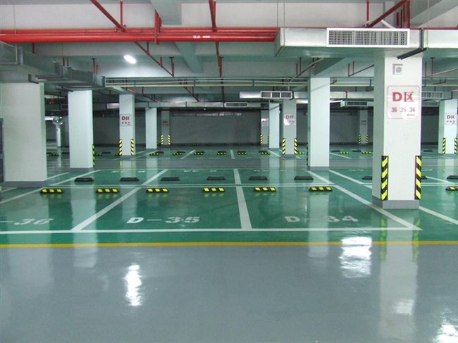 停車場地坪