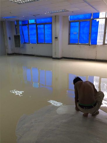 環(huán)氧樹脂自流平